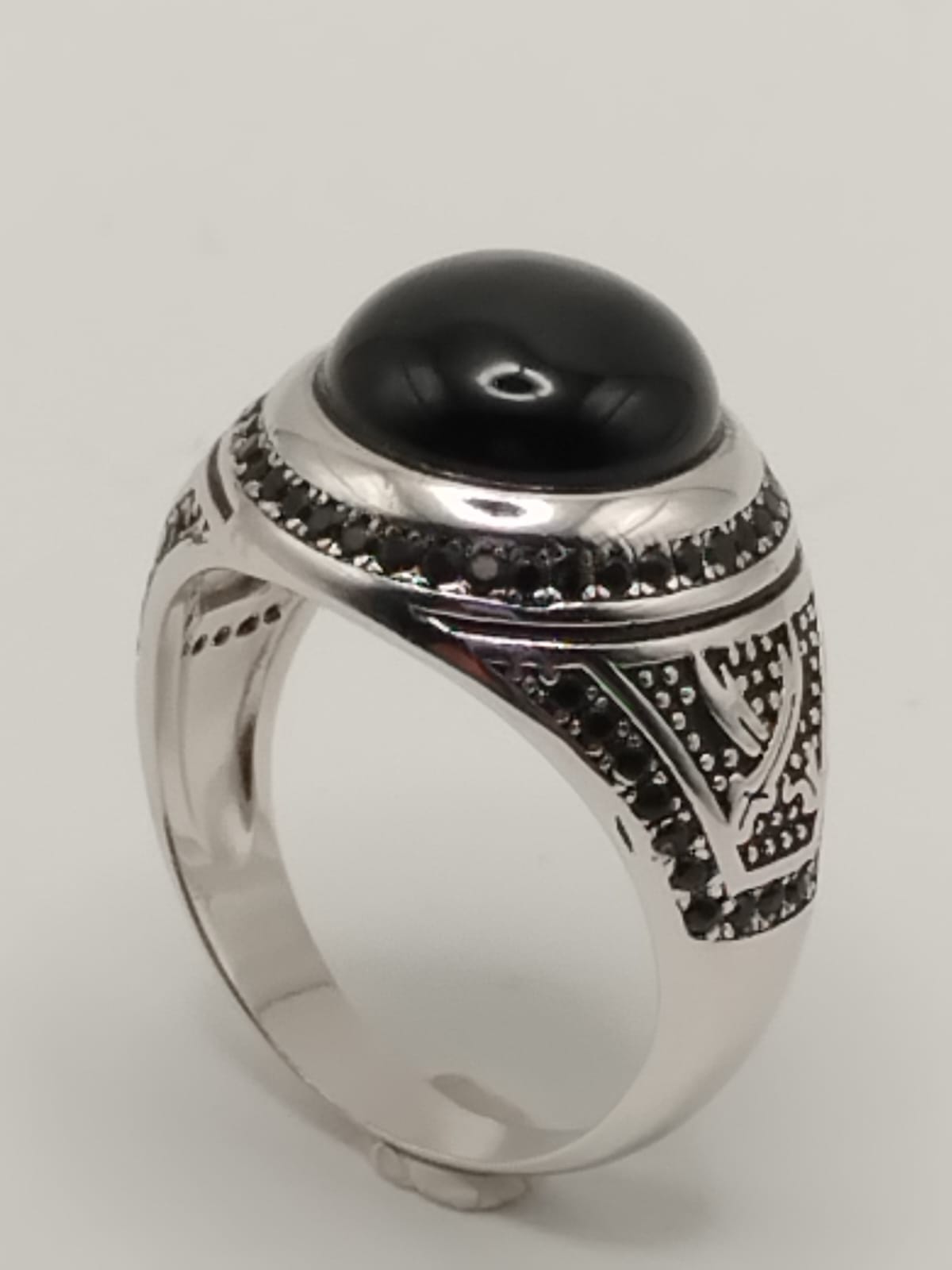 Anello Uomo in Argento 925 con Zircone Nero – motivo due Spade - misura 63