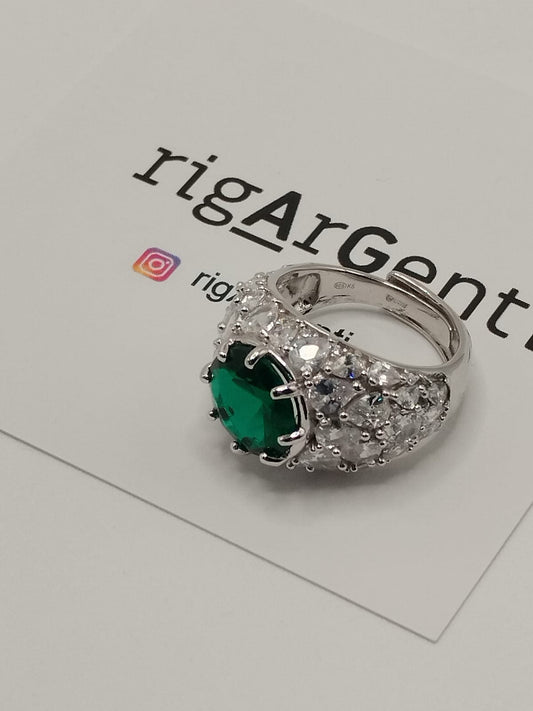 Anello in Argento 925 con zirconi laterali bianchi e centrale verde, misura 52 regolabile