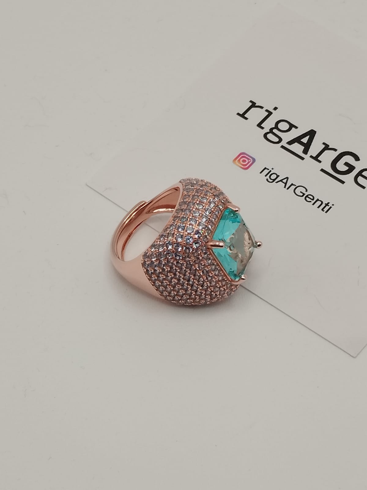 Anello in Argento 925 con zircone centrale Acquarine e pavè di zirconi Azzurri - misura 52 regolabile